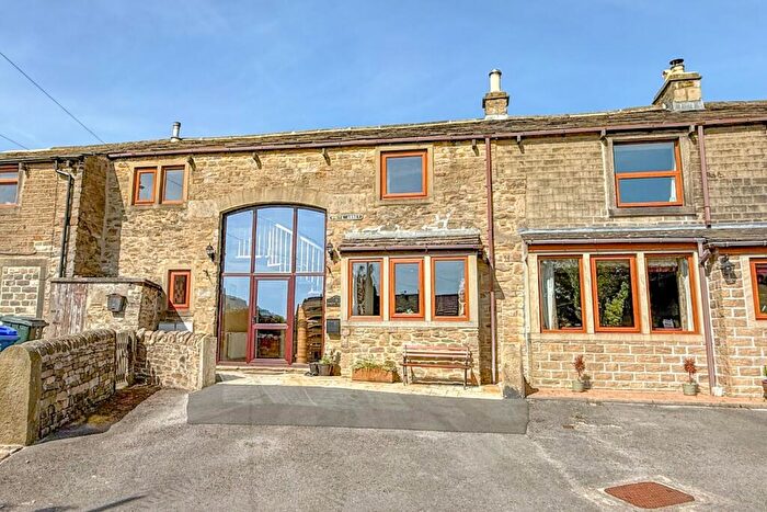 4 Bedroom Cottage To Rent In White Abbey, Green Lane, Glusburn, North Yorkshire, BD20