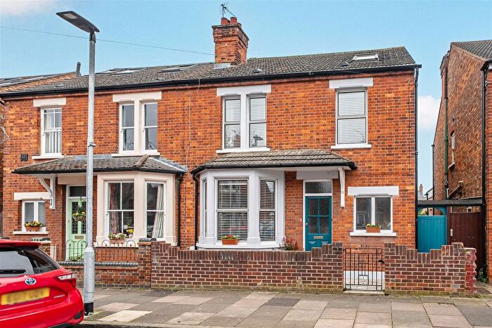 5 Bedroom Property For Sale In Pembroke Street, Bedford, MK40