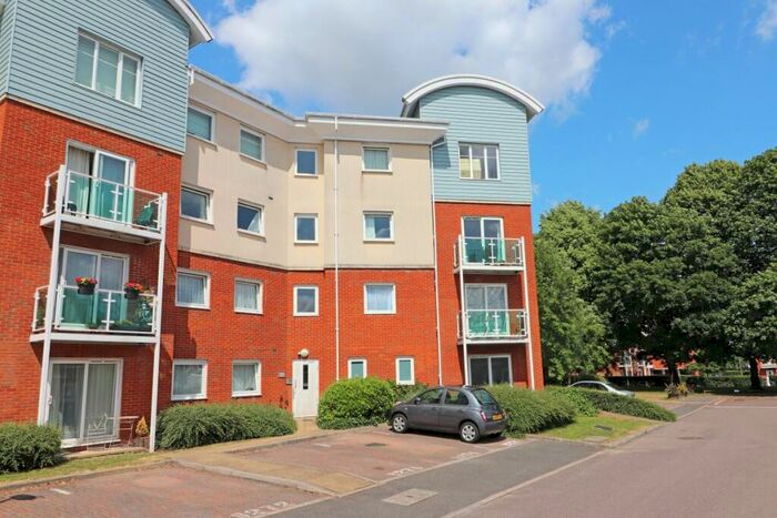 2 Bedroom Apartment To Rent In Goodworth Road, Redhill, RH1