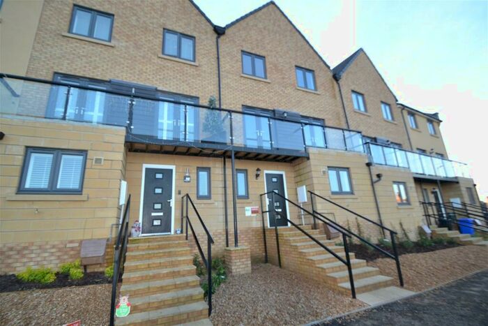 4 Bedroom Terraced House To Rent In Kestrel Road, Corby, NN17