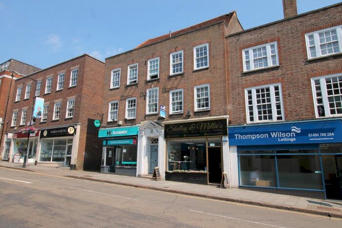 2 Bedroom Flat To Rent In Crendon Street, High Wycombe, HP13
