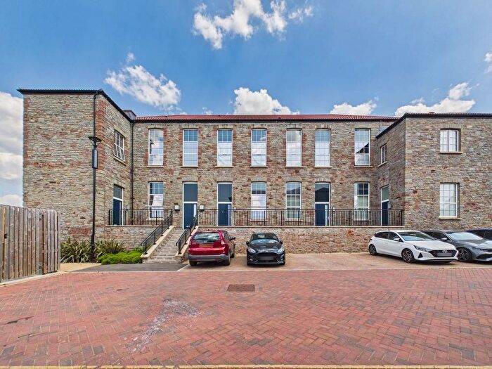 1 Bedroom Flat For Sale In Chapel Road, Fishponds, Bristol, BS16
