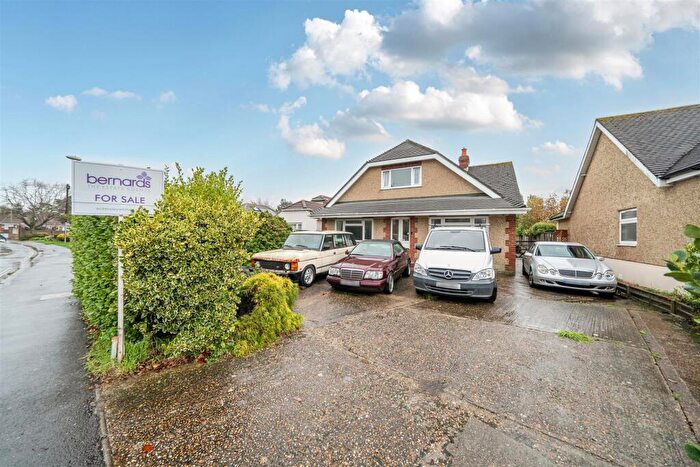 5 Bedroom Chalet For Sale In Crofton Lane, Stubbington, Fareham, PO14