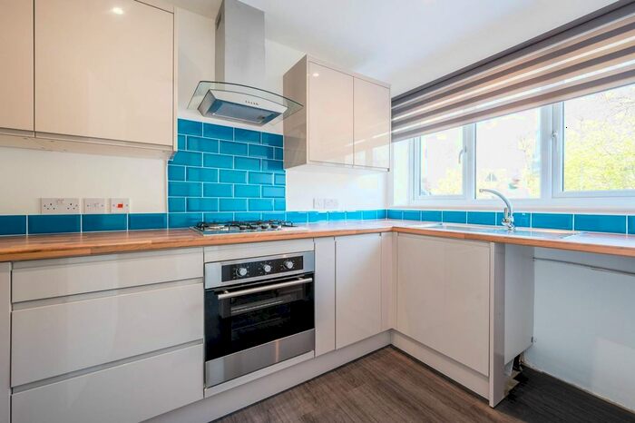 2 Bedroom Semi-Detached House To Rent In Hazel Avenue, Guildford, GU1