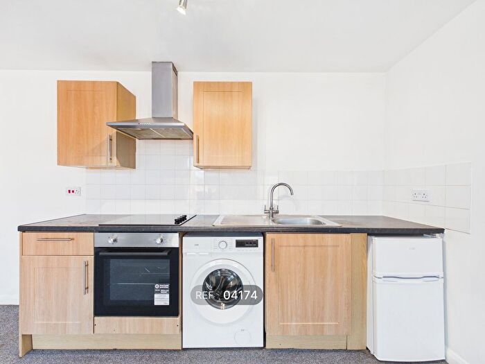 1 Bedroom Flat To Rent In High Street, Arnold, NG5
