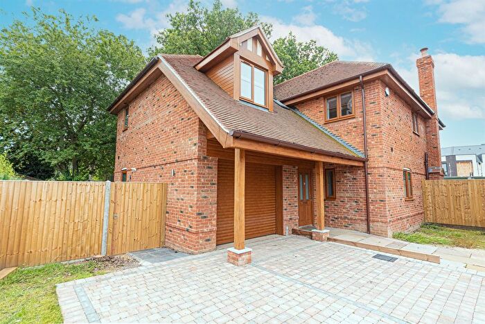 4 Bedroom Detached House To Rent In Mayfields, Sindlesham, RG41