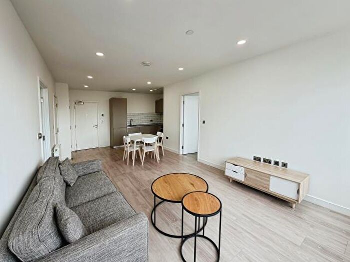 2 Bedroom Flat To Rent In Platform, Market Street, Bracknell, RG12