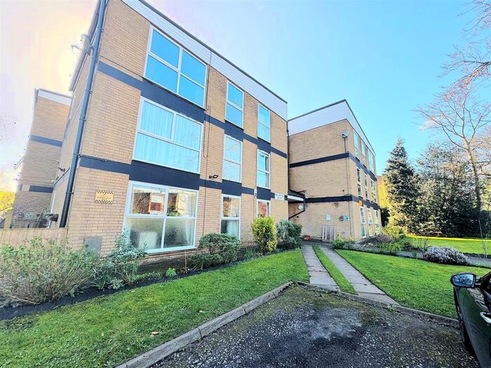 2 Bedroom Flat To Rent In Dallington Court, Oakhill Park, Liverpool, L13