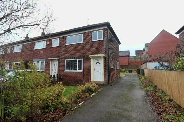 3 Bedroom Semi-Detached House To Rent In Wellington Grove, Pudsey, West Yorkshire, LS28