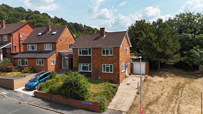3 Bedroom Detached House For Sale In Forest View Road, Tuffley, Gloucester, GL4