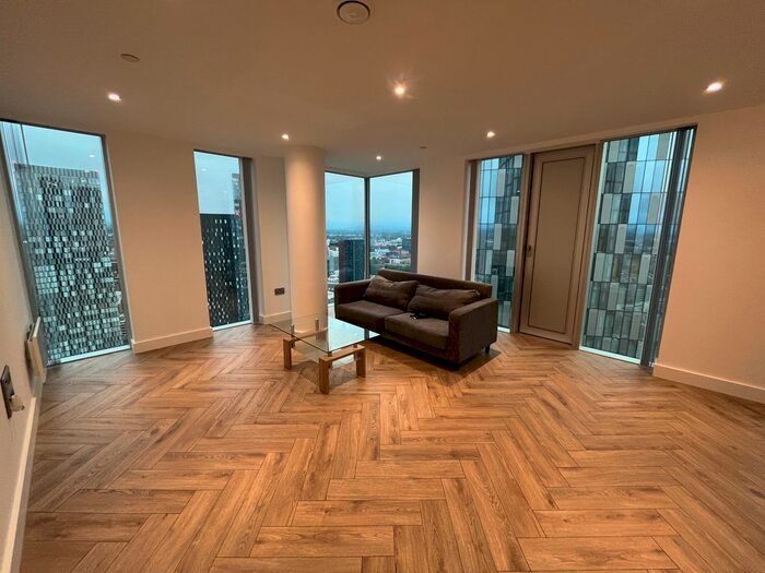 3 Bedroom Flat To Rent In Chester Road, Manchester, M15