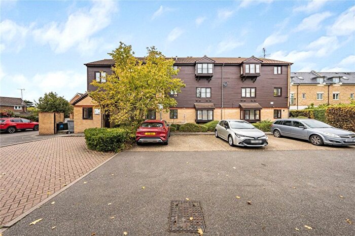 1 Bedroom Flat To Rent In Kilberry Close, Isleworth, TW7