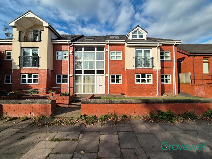 2 Bedroom Flat To Rent In Samuel Court, Bury & Rochdale Old Road, Bury, BL9