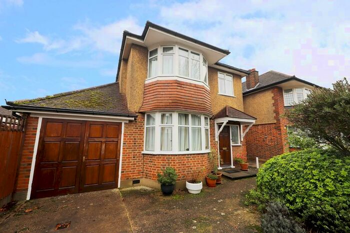 3 Bedroom Detached House To Rent In Oakington Avenue, Harrow, HA2