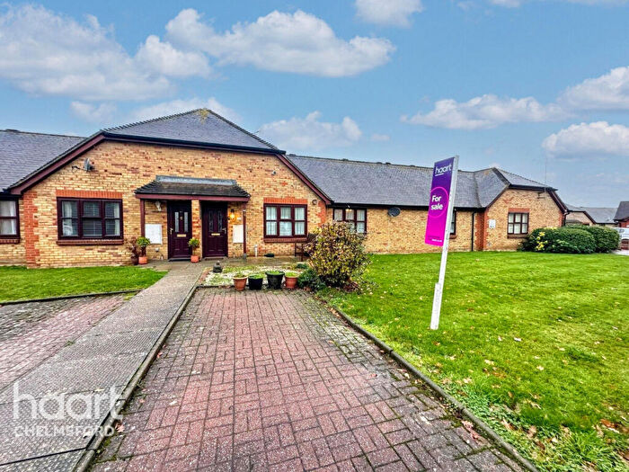 1 Bedroom Semi-Detached Bungalow For Sale In Tutors Way, Chelmsford, CM3