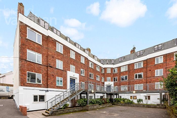 2 Bedroom Flat For Sale In Park Crescent Place, Brighton, East Sussex, BN2