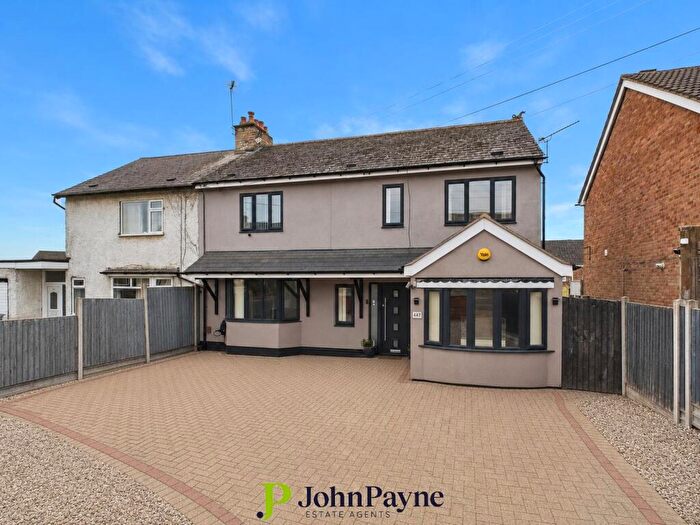 4 Bedroom Semi-Detached House For Sale In Upper Eastern Green Lane, Eastern Green, Coventry, CV5