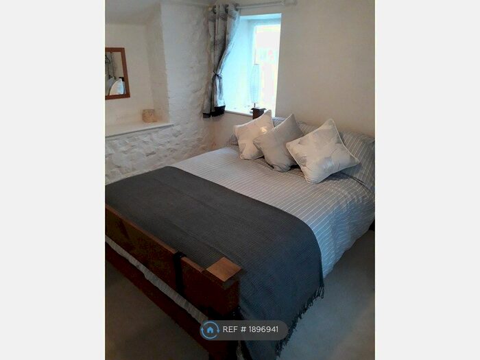 3 Bedroom Detached House To Rent In Church Hill, Swindon, SN4