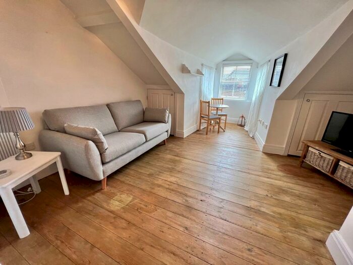 1 Bedroom Apartment To Rent In The Esplanade, Sunderland, SR2