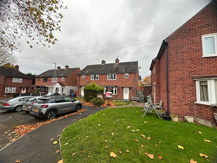 3 Bedroom Semi Detached House For Sale In Petersfield, Cannock, Staffordshire, WS11