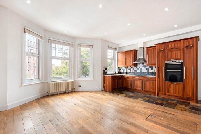 1 Bedroom Flat To Rent In Upper Clapton Road, London, E5