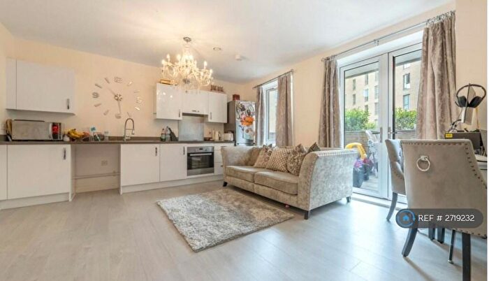 2 Bedroom Flat To Rent In Trobridge Parade, London, NW9