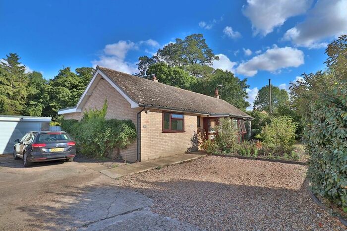 3 Bedroom Detached Bungalow For Sale In Church Close, Hoxne, IP21
