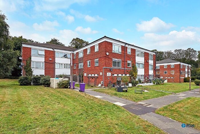 2 Bedroom Flat For Sale In Ribble Road, Woolton, L25