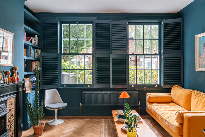 3 Bedroom Terraced House For Sale In Woodlands Road, London, E11