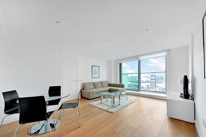 1 Bedroom Flat To Rent In Pan Peninsula Square, Canary Wharf, London, E14