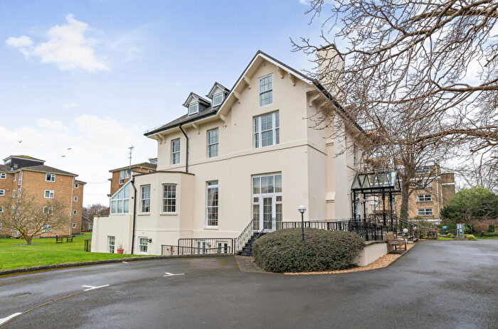 1 Bedroom Apartment For Sale In St. Stephens Road, Cheltenham, Gloucestershire, GL51