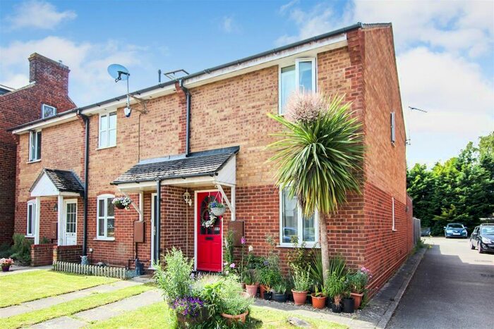 3 Bedroom End Of Terrace House To Rent In Summerleys, Edlesborough, Dunstable LU6