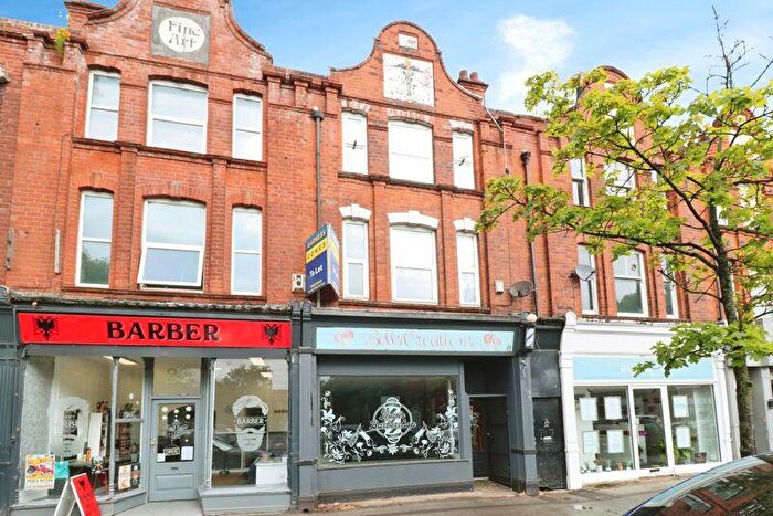 2 Bedroom Flat To Rent In Princes Avenue, Hull, HU5