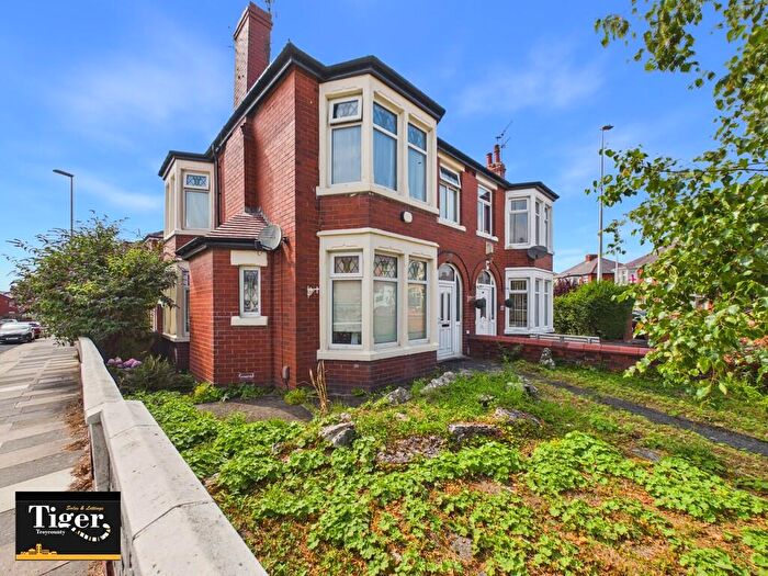 3 Bedroom Semi-Detached House For Sale In Grasmere Road, Blackpool, FY1