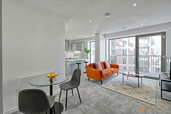 2 Bedroom Flat To Rent In Hulme Street, Salford, M5