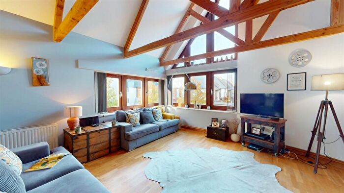 2 Bedroom House For Sale In Newton Grange Close, Swanage, BH19