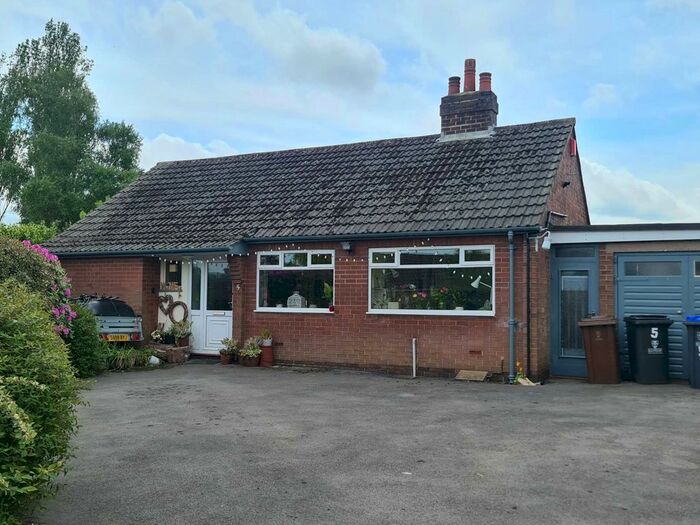 3 Bedroom Bungalow To Rent In Overdale Place, Leek, ST13