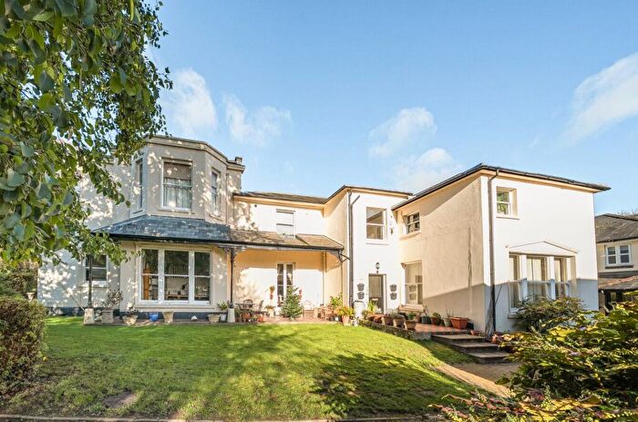 1 Bedroom Flat For Sale In Weyhill, Andover, SP11