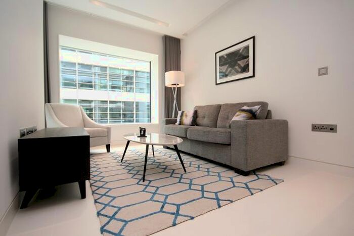 1 Bedroom Flat To Rent In Sugar Quay, London, EC3R