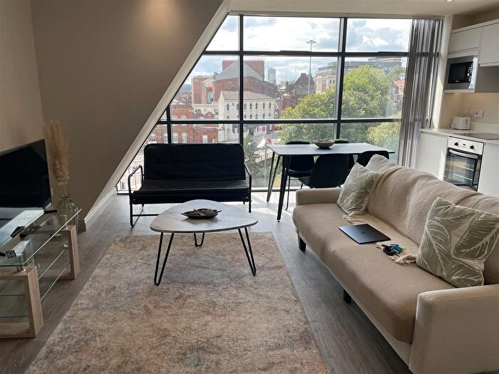 1 Bedroom Flat To Rent In North Street, Leeds, LS2
