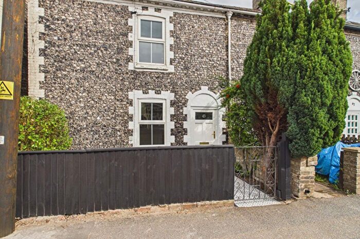 2 Bedroom Terraced House To Rent In Bury Road, Thetford, IP24