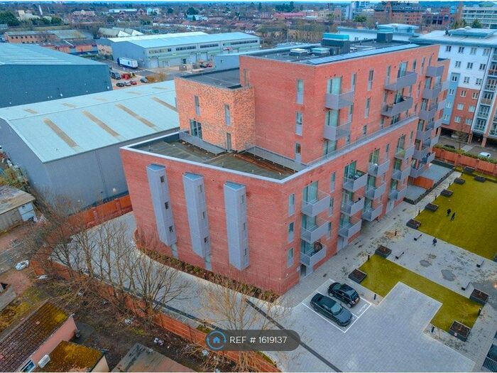 1 Bedroom Flat To Rent In Steel House, Slough, SL2