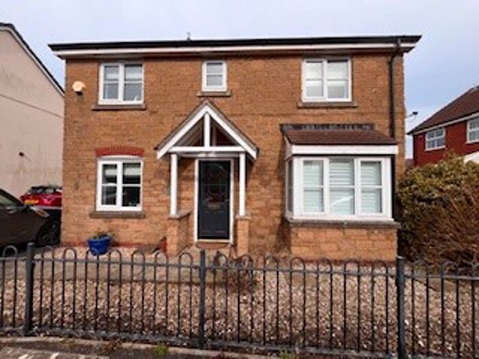 4 Bedroom Detached House To Rent In Adams Meadow, Ilminster, TA19