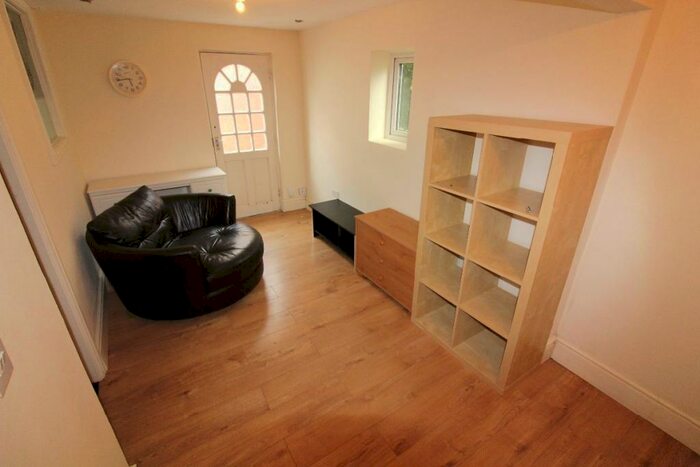 1 Bedroom Apartment To Rent In A Brook Street Flat, PR1