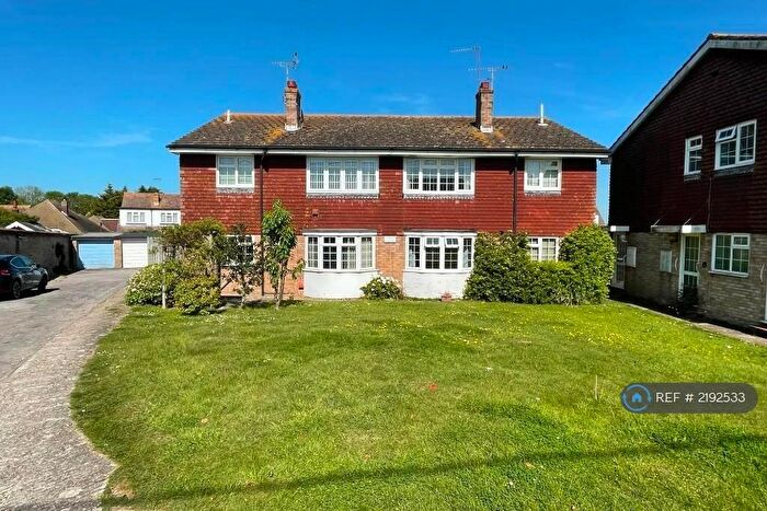 2 Bedroom Maisonette To Rent In St Johns Court, Polegate, BN26