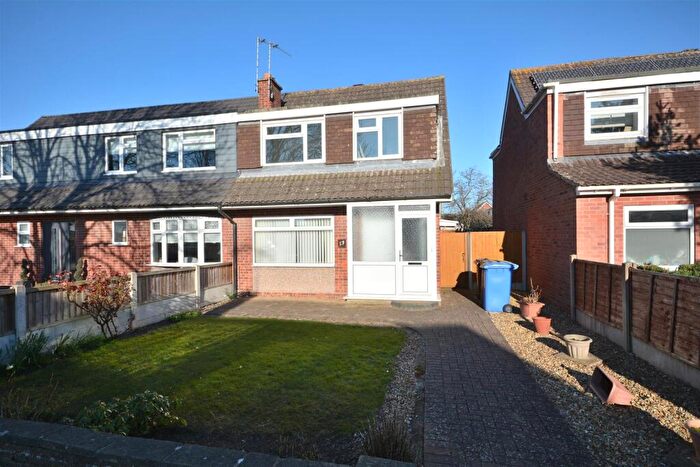 3 Bedroom Semi-Detached House To Rent In Seaton Close, Derby, DE3