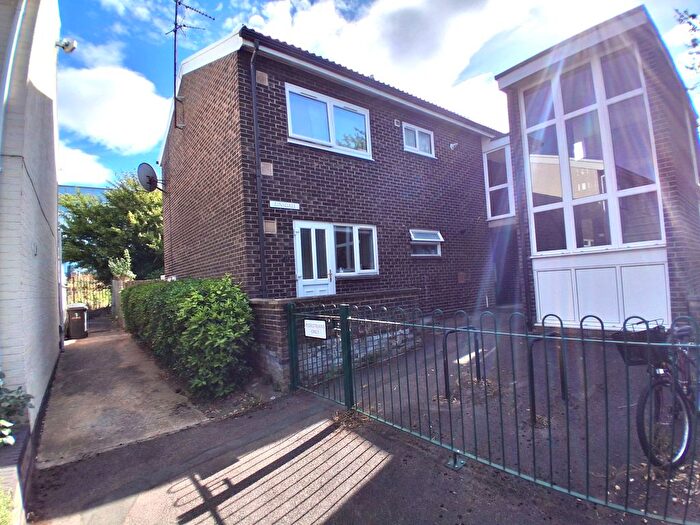 1 Bedroom Flat To Rent In Ainsdale, Cambridge, CB1