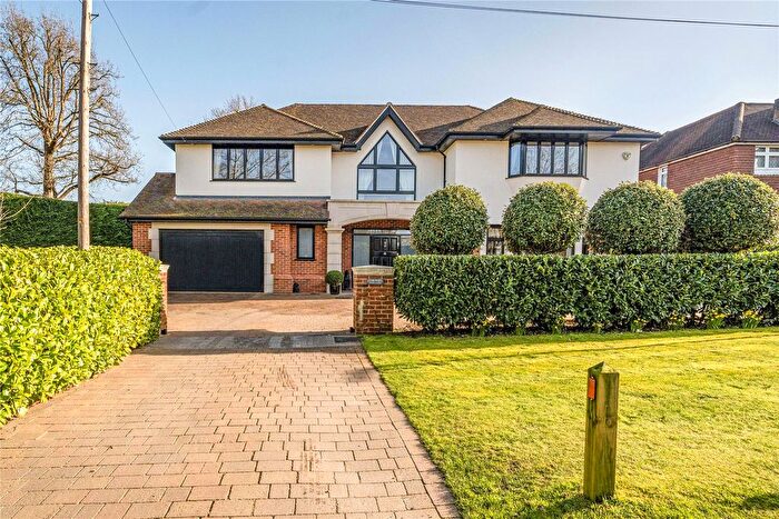 5 Bedroom Country House For Sale In Keston Avenue, Keston, BR2