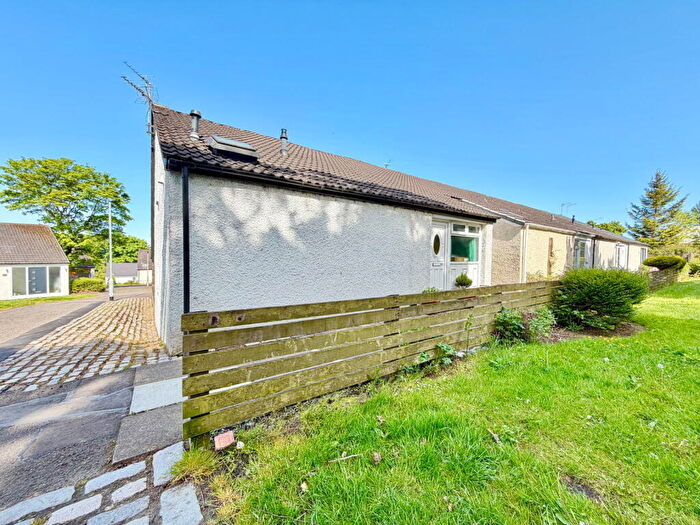 4 Bedroom End Of Terrace House For Sale In McGregor Road, Cumbernauld, Glasgow, G67