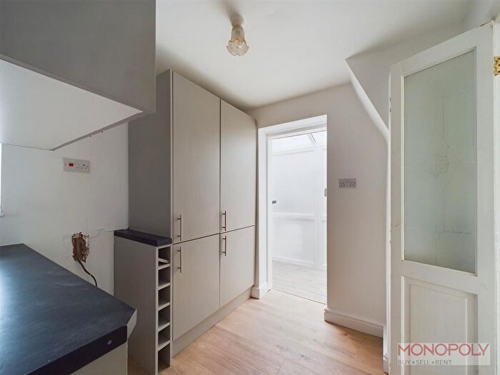 3 Bedroom End Of Terrace House For Sale In Plas Madoc, Overton, Wrexham, LL13